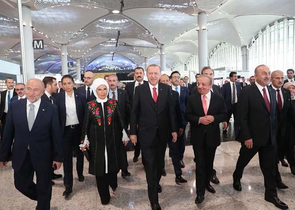 Son dakika... Cumhurbaşkanı Erdoğan, yeni havalimanının ismini açıkladı