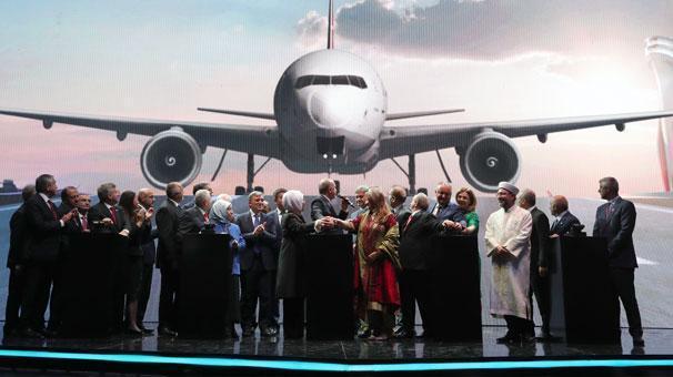 Son dakika... Cumhurbaşkanı Erdoğan, yeni havalimanının ismini açıkladı