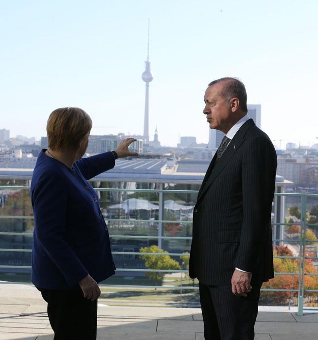 Son dakika... Sıra Kölnde Erdoğan ile Merkel kahvaltıda bir araya geldi