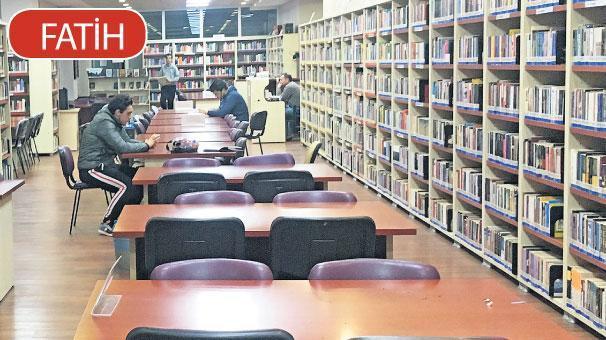 Hayalleri için sabaha kadar çalışıyorlar