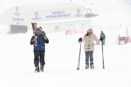 Denizli’de kayak keyfi