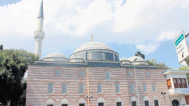 Elektronik panolu Mimar Sinan eseri