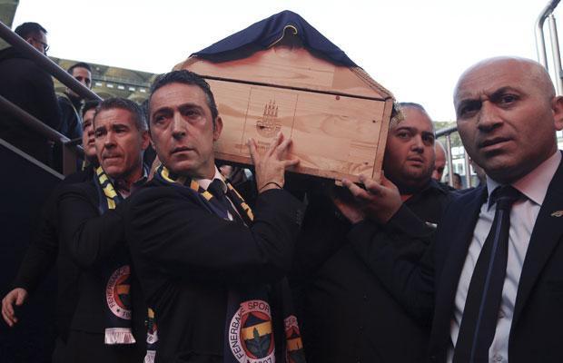 Fenerbahçe taraftarı Koray Şener son yolculuğuna uğurlandı