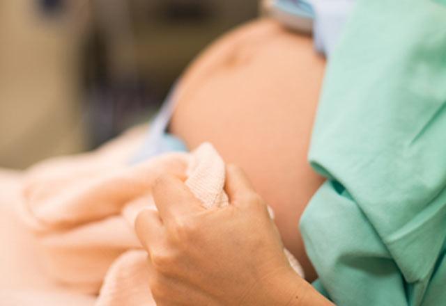 Suda doğum zararlı mı