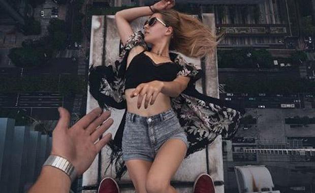Rus fenomen fotoğraflarıyla olay oldu