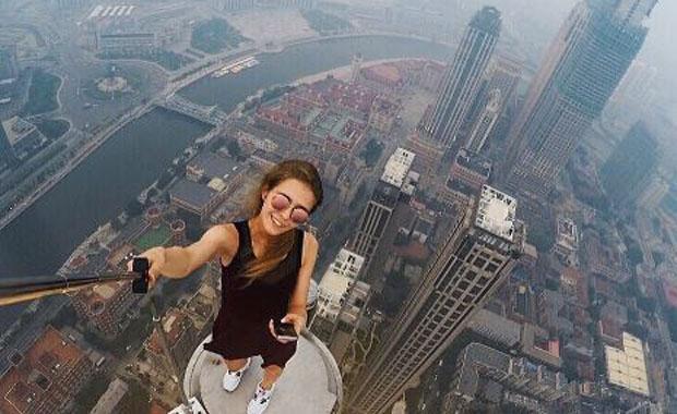 Rus fenomen fotoğraflarıyla olay oldu