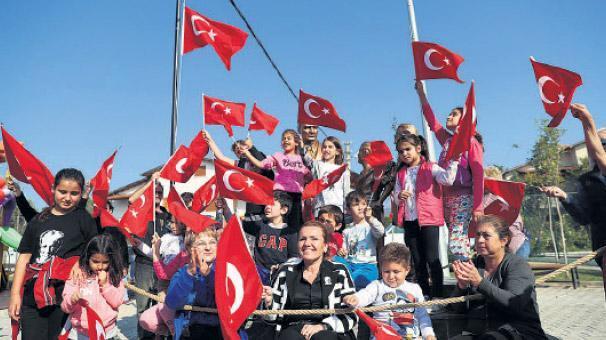 Atatürk Parkı Urla’da açıldı