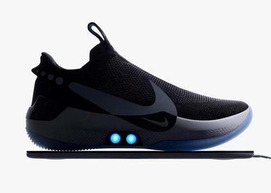 Nike, iPhone ile kontrol edilebilen yeni basketbol ayakkabısını tanıttı