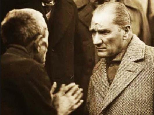 En anlamlı 10 Kasım mesajları Atatürkün en güzel resimleri