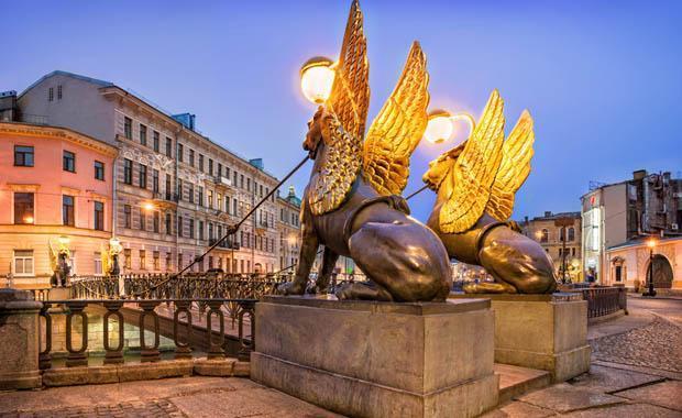 Kuzeyin ışıltılı kenti St. Petersburg