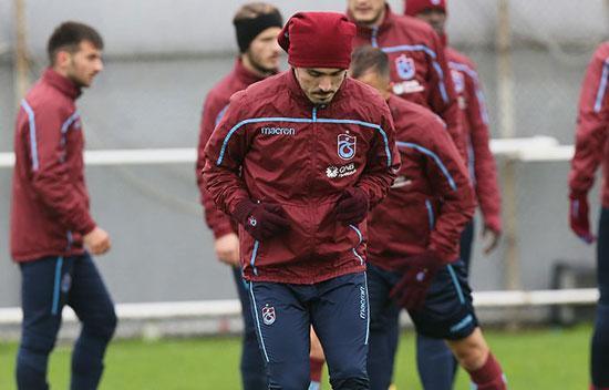 Trabzonsporda Abdülkadir antrenmanı yarıda bıraktı
