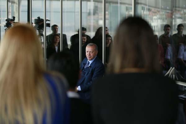 Son dakika... Cumhurbaşkanı Erdoğandan faiz ve kur yorumu: Operasyonları ters tepti
