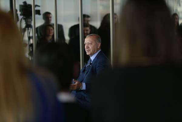 Son dakika... Cumhurbaşkanı Erdoğandan faiz ve kur yorumu: Operasyonları ters tepti