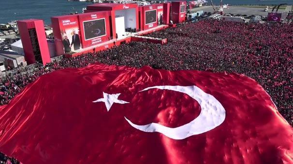 Son Dakika... Cumhurbaşkanı Erdoğandan Yenikapıda döviz resti