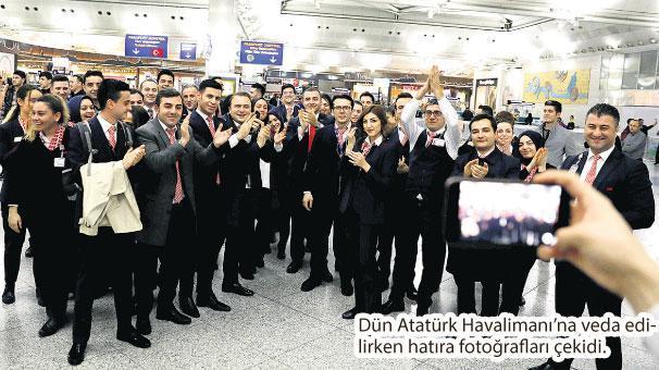 Atatürk Havalimanı’na gözyaşıyla veda