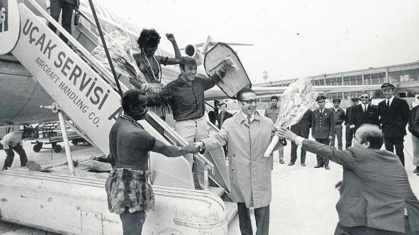 Atatürk Havalimanı’na gözyaşıyla veda