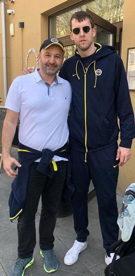 Zalgiris Arenada tek Fenerbahçeli