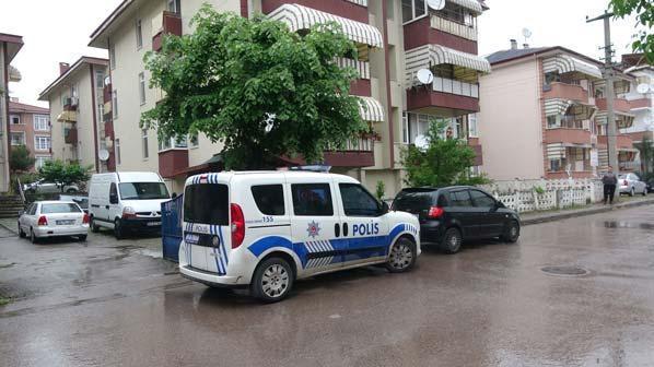 Mesai arkadaşları şüphelenince hemen polise haber verdi Banyoda...