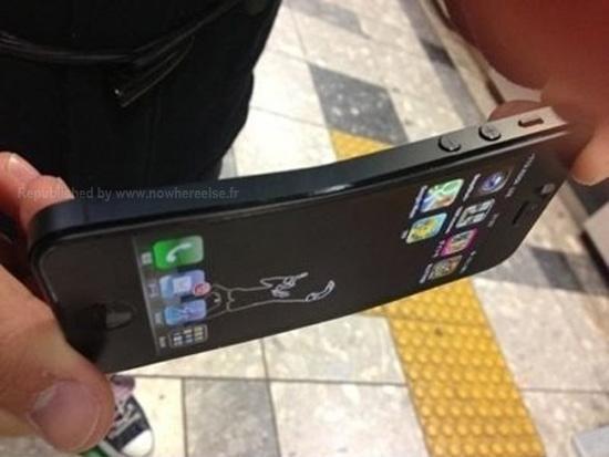 iPhone 5de bükülme sorunu mu var