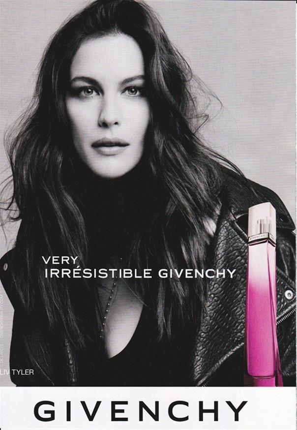 Givenchy Very Irresistible Electric Rose Parfüm Reklam Kampanyası