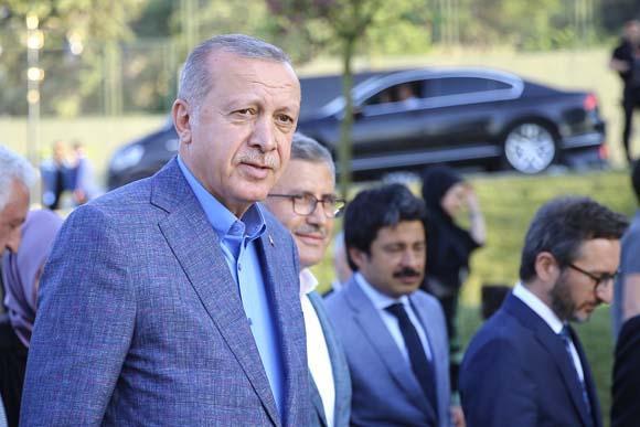 Cumhurbaşkanı Erdoğan, Nakkaştepe Millet Bahçesini gezdi