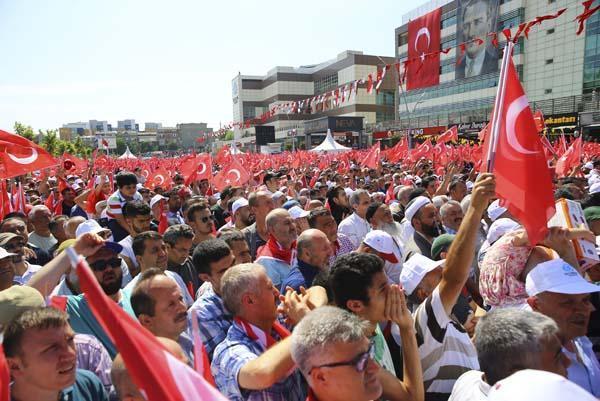Cumhurbaşkanı Erdoğan: Bize Mursiyi hatırlatanlarla biz şu anda yarışıyoruz