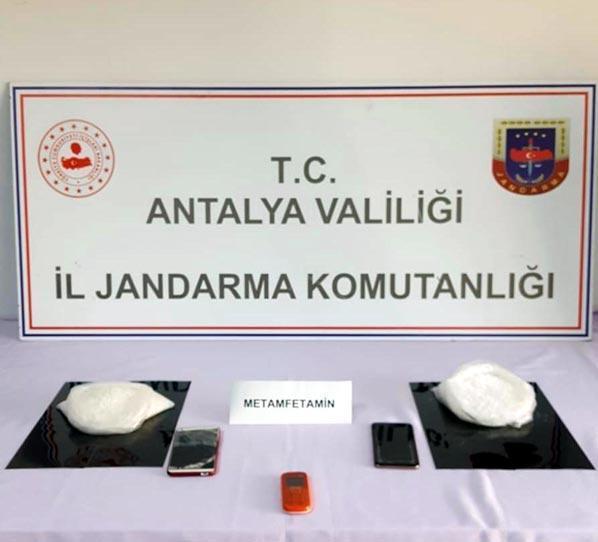 Antalyada dev operasyon 600 bin TLlik uyuşturucu ele geçirildi