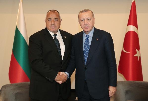 Cumhurbaşkanı Erdoğandan İzetbegoviçin kabrine ziyaret