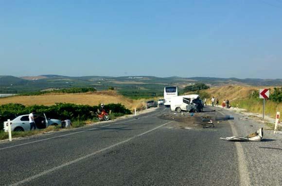 Son dakika | Manisada korkunç kaza Çok sayıda ölü ve yaralı var