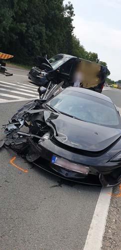 Cavanda ölümden döndü Trafik kazası...