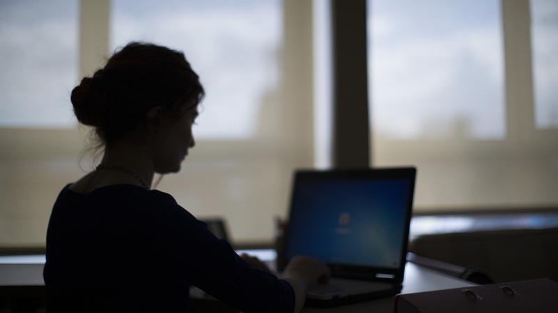 Dikkat İşsiz bırakabilir... Dikkat İşsiz bırakabilir...