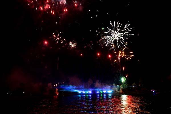 Yer: Adana... Meraklı gözler arasında havalandı