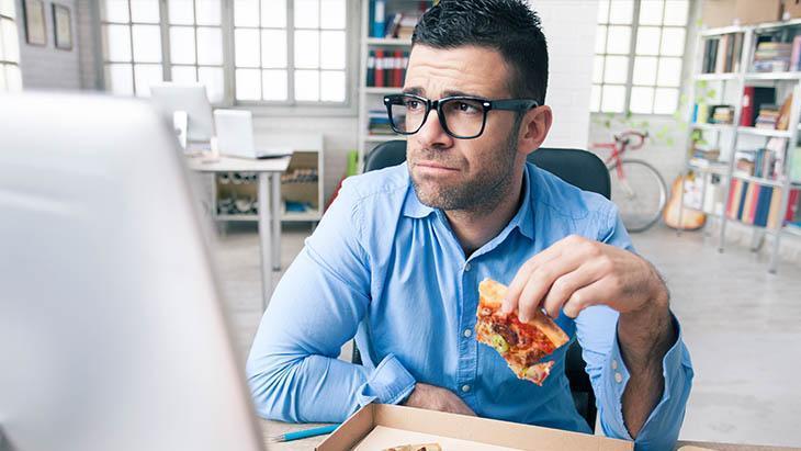 İş yerinde tükenmişlik sendromu kilo aldırıyor