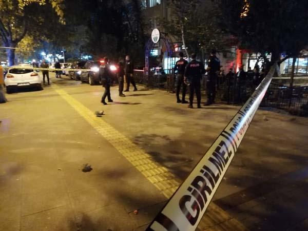İstanbulda korkunç olay Kafede kanlı infaz