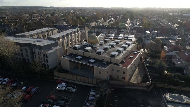 İngilteredeki Cambridge Camisi açıldı