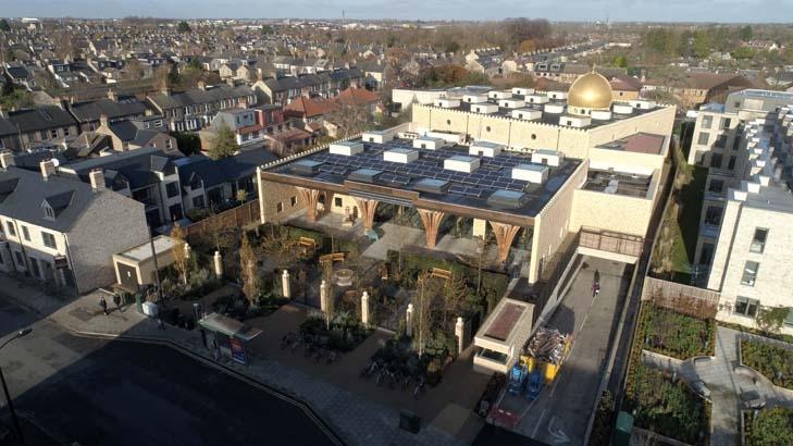 İngilteredeki Cambridge Camisi açıldı