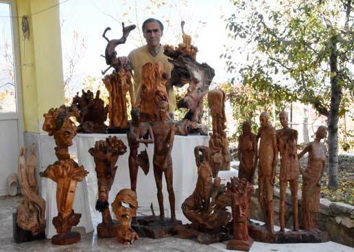 Ağaç köklerine şekil veriyor