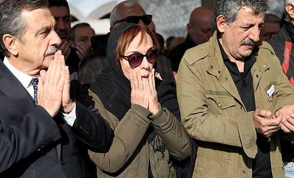 Usta yönetmen Tunç Başarana son görev