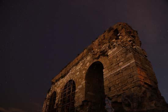 Görenleri büyülüyor