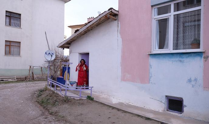 Dizilere, filmlere, belgesellere konu oldu Onu gören dönüp bir daha bakıyor...