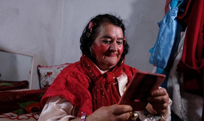 Dizilere, filmlere, belgesellere konu oldu Onu gören dönüp bir daha bakıyor...