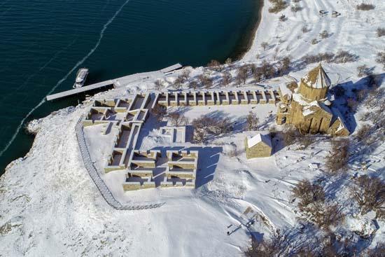 Akdamarda kış güzelliği