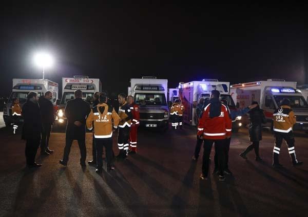 Son dakika haberi... Vuhandaki Türk yolcular geldi İşte ilk görüntüler