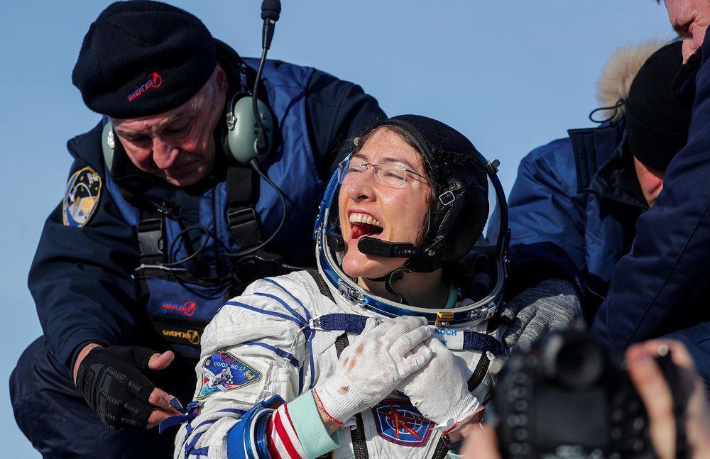 Kadın astronot Christina Koch, dünyaya rekorla döndü