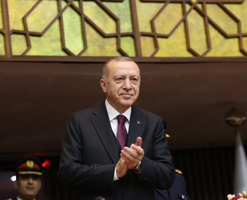 Cumhurbaşkanı Erdoğan Pakistanda Cuma namazında dikkat çeken görüntü