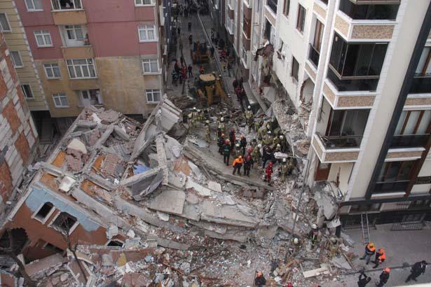 Bahçelievlerde çöken binanın bir gün önce çekilen fotoğrafları