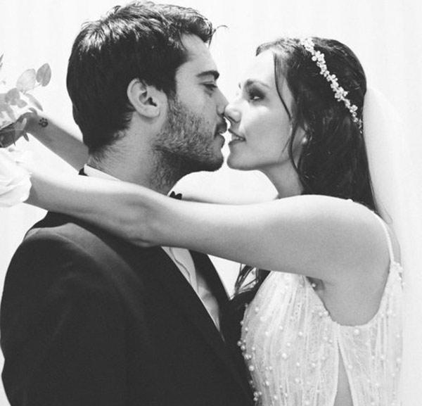 Berkay Hardal-Dilan Telkökten aşk dolu paylaşım