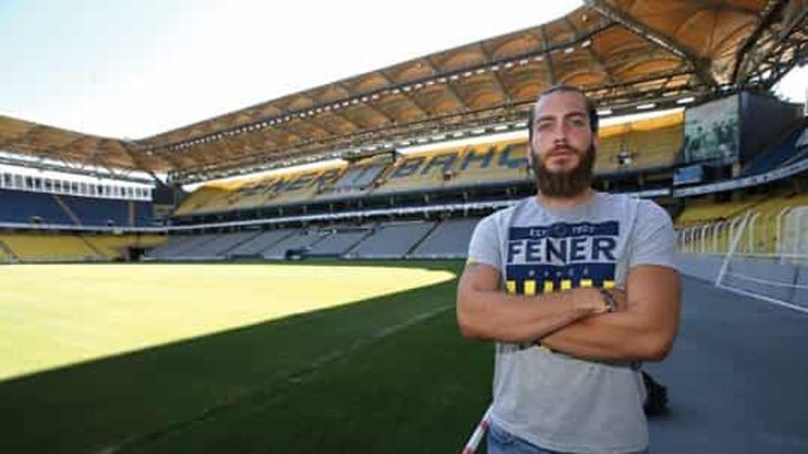 Ogeday Girişkenden Aziz Yıldırım anısı Acunu ararım