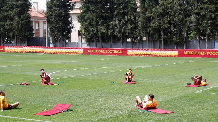 Tek bir futbolcunun corona testi pozitif çıkarsa lig iptal edilecek