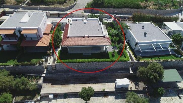 Son dakika: Yılmaz Özdilin villasındaki kaçak eklentiler yıkılıyor